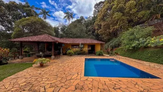 Fazenda/Sítio com 4 Quartos à venda, 10000m² no Graminha, Juiz de Fora