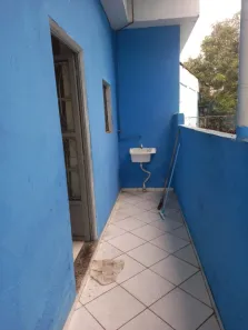 Casa com 1 Quarto para alugar, 45m² no Bangu, Rio de Janeiro