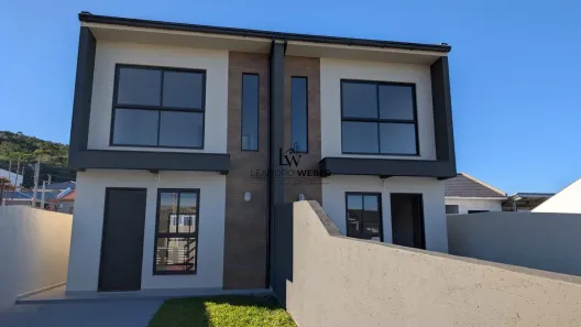 Sobrado com 2 Quartos à venda, 73m² no Forquilhas, São José