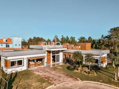 Casa com 4 Quartos à venda, 240m² no , Osório