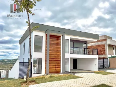 Casa de Condomínio com 4 Quartos à venda, 340m² no São Pedro, Juiz de Fora