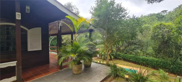 Casa de Condomínio com 3 Quartos à venda, 151m² no Caraguatá, Mairiporã
