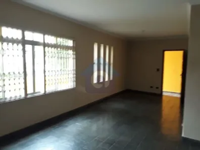 Casa com 3 Quartos para alugar, 199m² no Mirandópolis, São Paulo