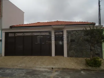 Casa com 3 Quartos para alugar, 185m² no São Joaquim, Franca