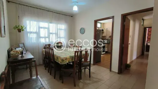 Casa com 3 Quartos à venda, 144m² no Mercês, Uberaba