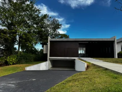 Casa de Condomínio com 4 Quartos à venda, 563m² no Residencial Aldeia do Vale, Goiânia