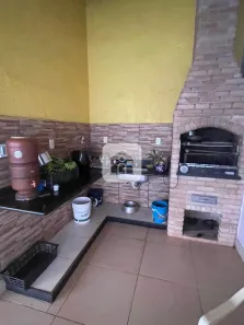 Casa com 4 Quartos para alugar, 240m² no Segismundo Pereira, Uberlândia