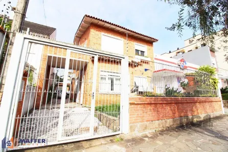 Casa com 4 Quartos à venda, 240m² no Partenon, Porto Alegre