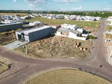 à venda, 902m² no Loteamento Residencial Santa Cecília, Sinop