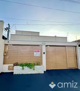 Casa com 3 Quartos à venda, 170m² no Setor Lima, Sanclerlândia