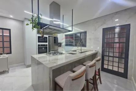 Casa com 3 Quartos à venda, 246m² no João Aranha, Paulínia