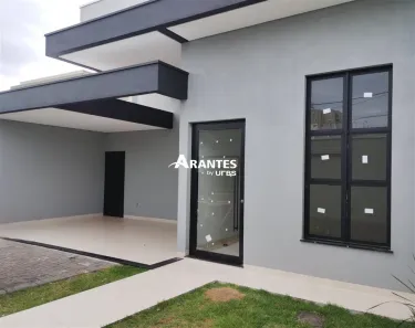 Casa com 3 Quartos à venda, 133m² no Laranjeiras, Uberlândia