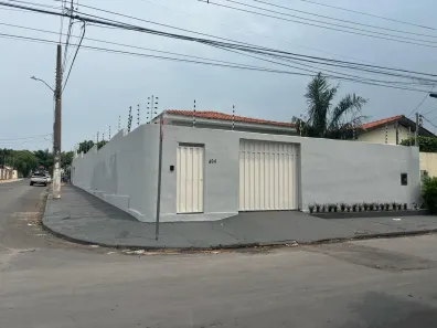 Casa com 3 Quartos para alugar, 300m² no Boa Esperança, Cuiabá