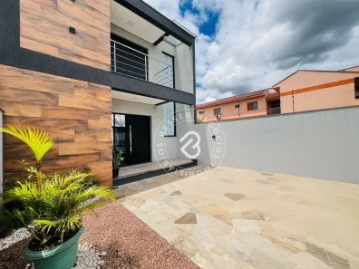 Sobrado com 2 Quartos à venda, 83m² no Santo Inácio, Esteio