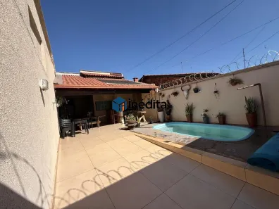 Casa com 3 Quartos para venda ou aluguel, 150m² no Jardim Maria Inês, Aparecida de Goiânia