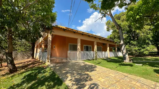Fazenda/Sítio com 3 Quartos à venda, 1555m² no Jardim Decolores, Trindade