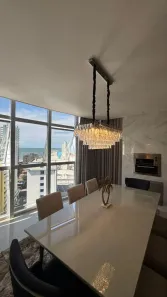 Apartamento com 3 Quartos para alugar, 130m² no Centro, Balneário Camboriú