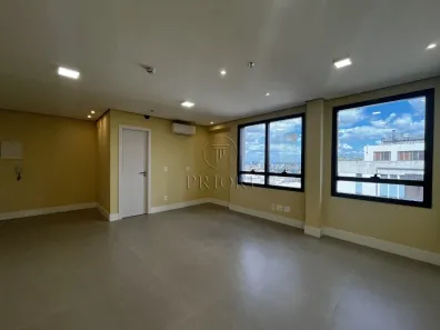 Sala Comercial à venda, 38m² no Independência, Porto Alegre