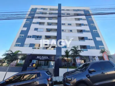 Apartamento com 2 Quartos para alugar, 68m² no Coloninha, Florianópolis