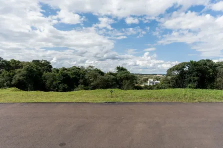 Lote/Terreno à venda, 701m² no Jardim Cecília, Campo Magro