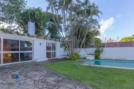 Casa com 3 Quartos à venda, 350m² no Boa Vista, Porto Alegre