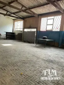 Galpão/Depósito/Armazém para alugar, 408m² no Quitandinha, Petrópolis