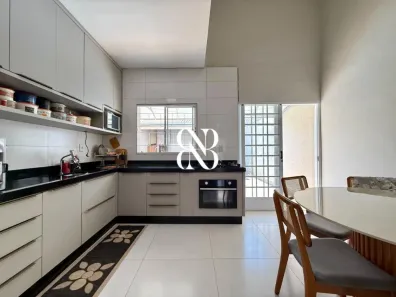 Casa com 3 Quartos à venda, 118m² no Santa Cruz, Cuiabá