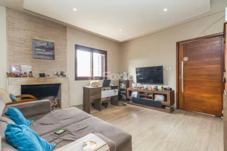 Casa com 6 Quartos à venda, 130m² no Vila Nova, Porto Alegre
