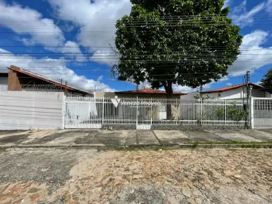 Casa com 3 Quartos à venda, 300m² no Morada do Sol, Teresina