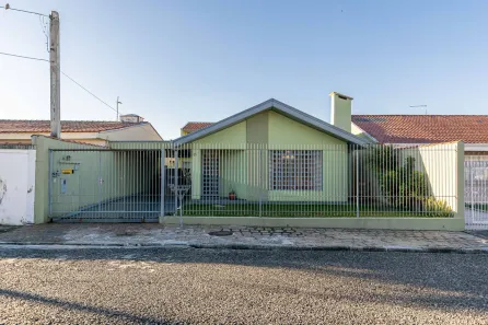 Casa com 3 Quartos à venda, 209m² no Cajuru, Curitiba