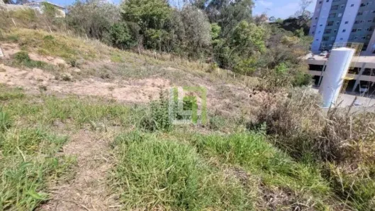 Lote/Terreno à venda, 180m² no Parque Petrópollis, Várzea Paulista