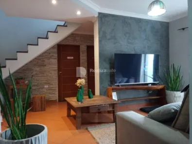 Sobrado com 3 Quartos à venda, 270m² no Loteamento Residencial Santa Izabel, Tremembé