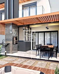Sobrado com 3 Quartos à venda, 140m² no Forquilhas, São José