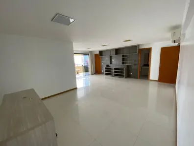 Apartamento com 4 Quartos para alugar, 173m² no São Brás, Belém