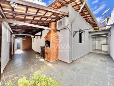 Casa com 3 Quartos à venda, 204m² no Santa Amélia, Belo Horizonte