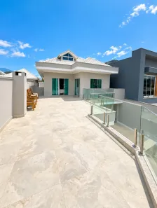 Casa de Condomínio com 5 Quartos para alugar, 400m² no Recreio dos Bandeirantes, Rio de Janeiro