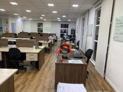 Sala Comercial para alugar, 235m² no Vila Cordeiro, São Paulo