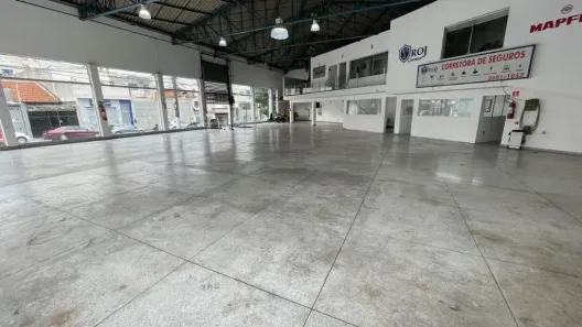 Galpão/Depósito/Armazém à venda, 558m² no Vila Bertioga, São Paulo