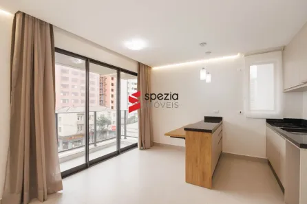 Apartamento com 2 Quartos para alugar, 55m² no Centro, Curitiba