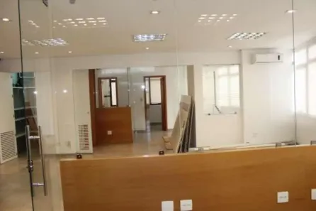 Sala Comercial à venda, 200m² no Santo Amaro, São Paulo