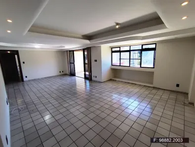 Apartamento com 4 Quartos para alugar, 228m² no Tirol, Natal