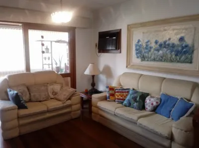Apartamento com 3 Quartos à venda, 135m² no Jardim Lindóia, Porto Alegre