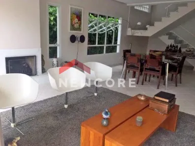 Casa de Condomínio com 4 Quartos à venda, 300m² no Alphaville, Santana de Parnaíba