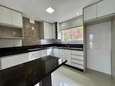 Sobrado com 2 Quartos à venda, 64m² no COHAB, Bento Gonçalves