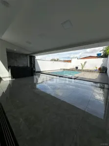 Casa com 3 Quartos à venda, 200m² no Cidade Jardim, Uberlândia
