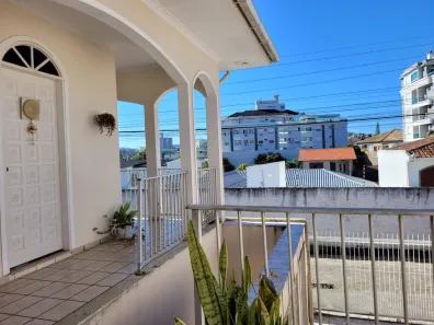 Casa com 6 Quartos à venda, 398m² no Capoeiras, Florianópolis