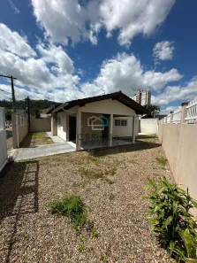 Casa com 4 Quartos para alugar, 305m² no Centro, Itajaí