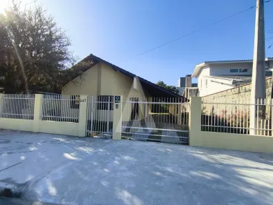 Casa com 2 Quartos para alugar, 162m² no Bucarein, Joinville