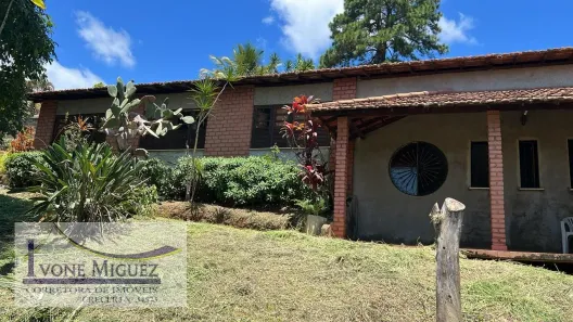 Casa com 4 Quartos à venda, 600m² no Alto Recanto, Paty do Alferes