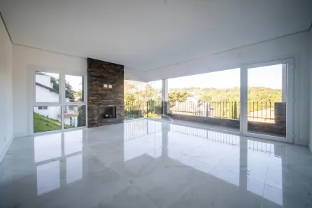 Casa de Condomínio com 3 Quartos à venda, 265m² no Vila Prinstrop, Gramado